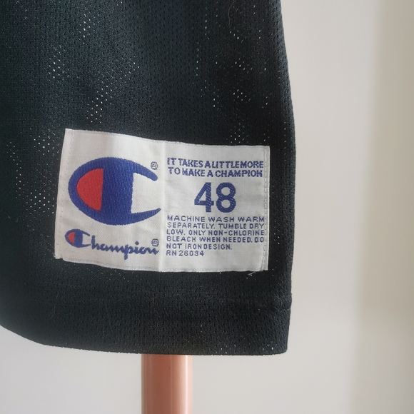 Michael Jordan - Champion Jersey (Size 48) - Picture 6 of 7